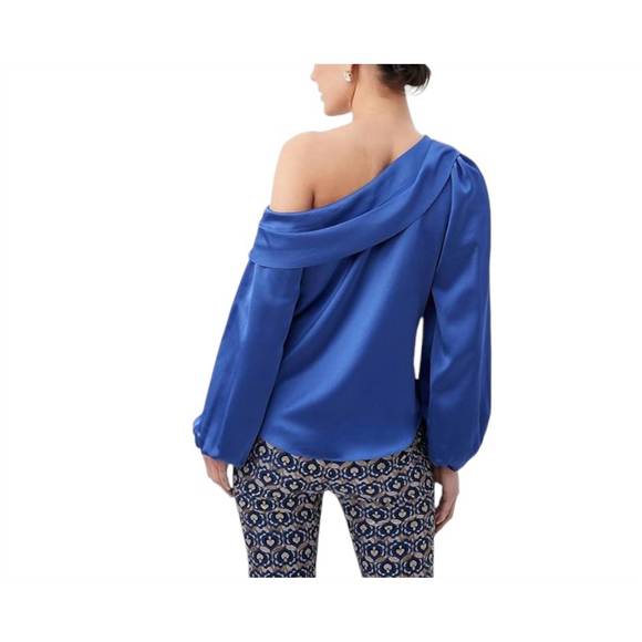 NEW TRINA TURK astronomical 2 top in admiral blue - Picture 3 of 3
